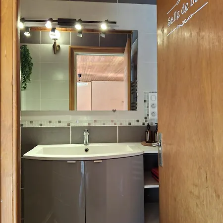 Maison De Bourg Feriehus *