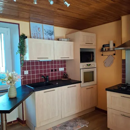 Maison De Bourg Rochefort-Montagne