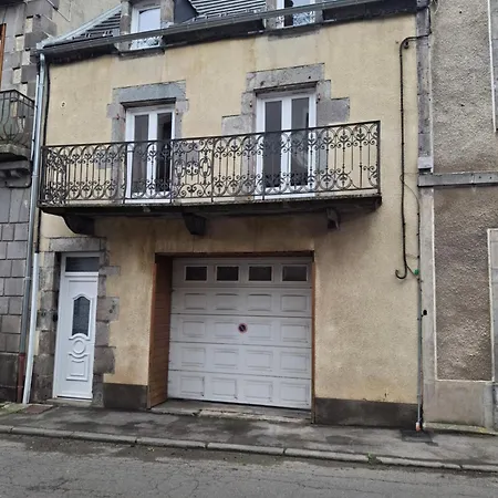 De L'escapade Auvergnate Dom wakacyjny