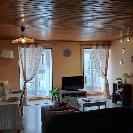 Prázdninový dům Maison De Bourg *